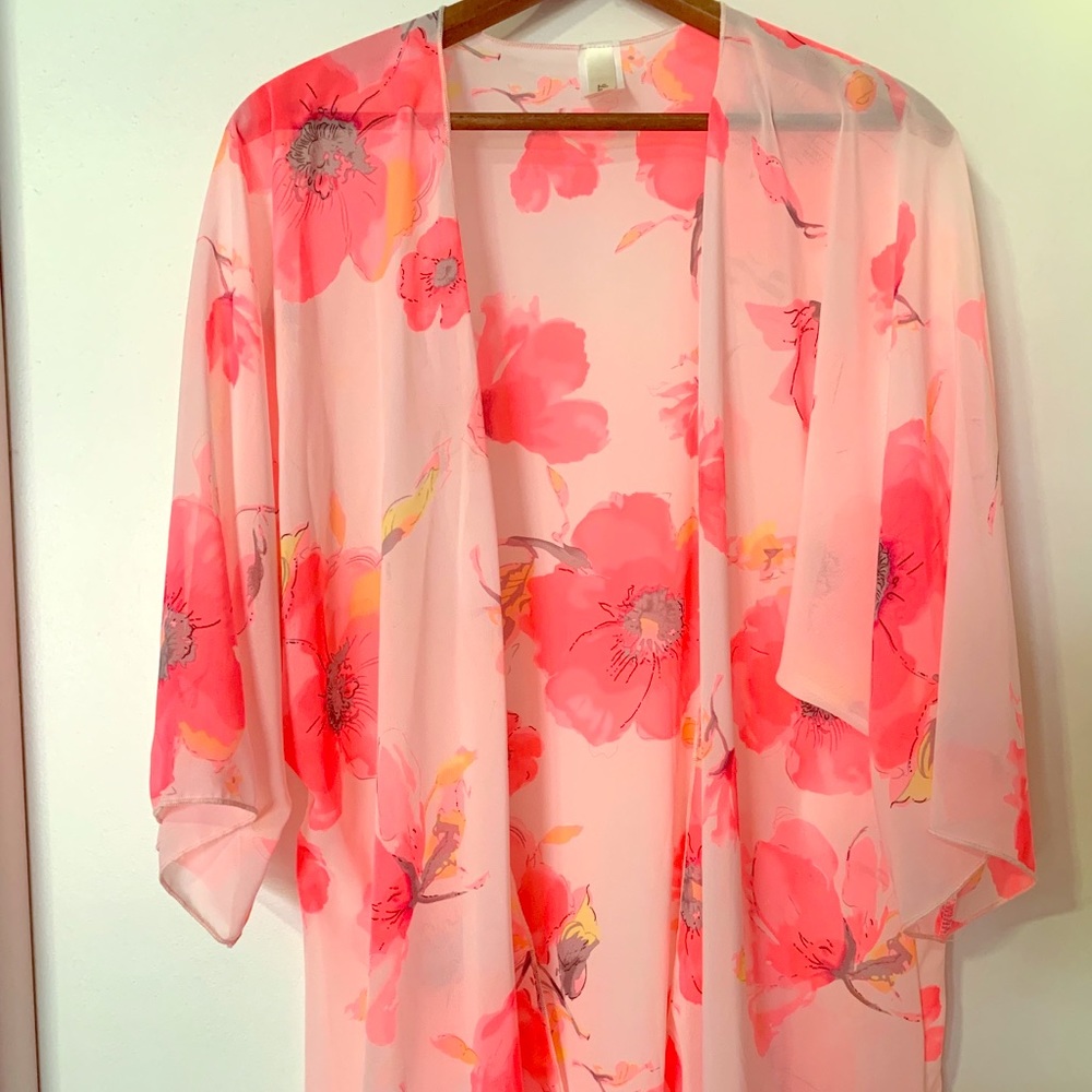 Gorgeous cover up, sheer open front kimono